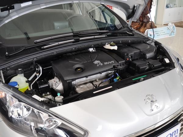 东风标致 1.6l at 发动机主体特写