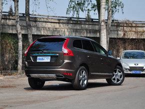 �ֶ���(����) T6 3.0T �Զ� �����Ҳ�β���ӽ�