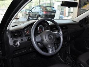 �Ϻ����� 1.6L �Զ� �п�̨���