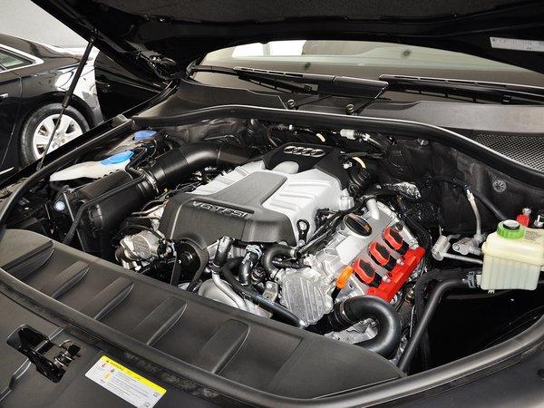 �µ�(����) 35 TFSI quattro ������������д