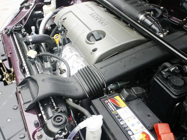 莲花汽车 三厢GT 1.6L 手动 发动机局部特写