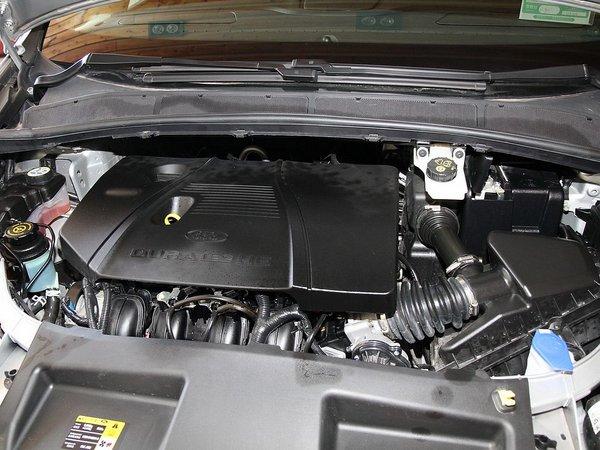 长安福特 2.3L 自动 发动机主体特写