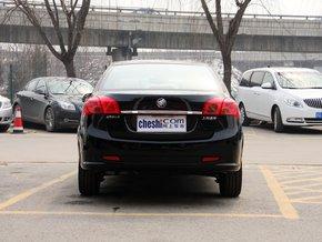 别克 1.5L 自动 车辆正后方尾部视角