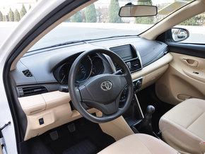 一汽丰田 1.3L 手动 中控台左侧