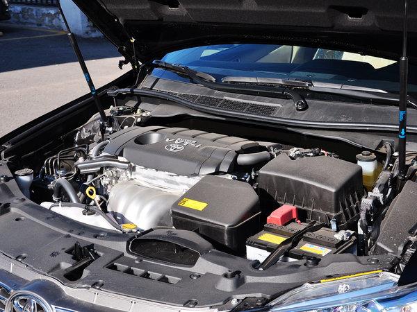 广汽丰田 2.5G 自动 发动机主体特写