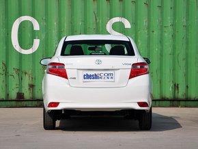 一汽丰田 1.3L 手动 车辆正后方尾部视角