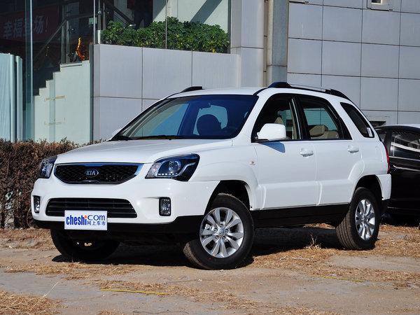 东风悦达起亚 2.0 GL 车辆左前45度视角