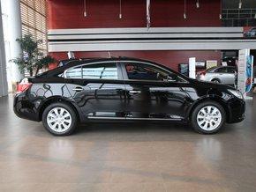 别克 2.4L 车辆正右侧