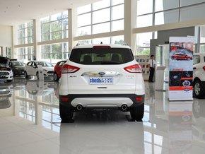 长安福特 2.0T 自动 车辆正后方尾部视角