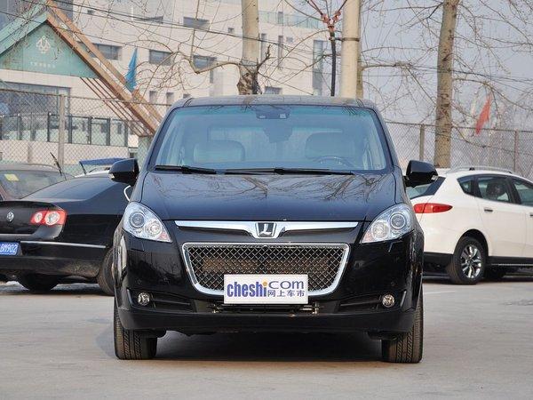 东风裕隆 2.2T 自动 车头正面视角