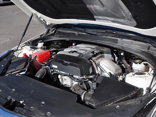 凯迪拉克(进口) 28T 发动机主体特写