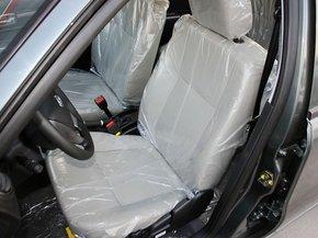 吉利汽车 1.5L 驾驶席座椅前45度视图