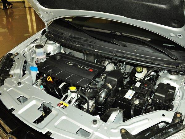 长城 1.5L 手动 发动机主体特写