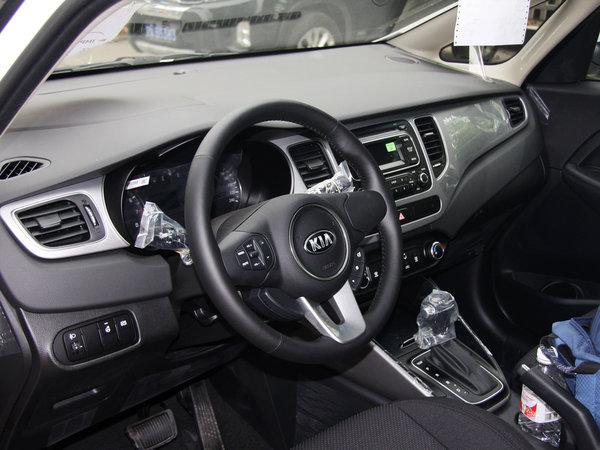 起亚(进口) 2.0L 自动 中控台左侧