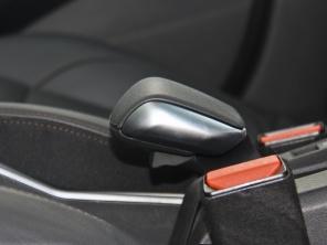 不仅为了打动你 爱卡测试东风标致2008