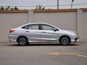 广汽本田 1.8L 自动 车辆正右侧