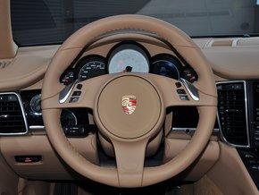 保时捷 3.0T DCT 方向盘整体