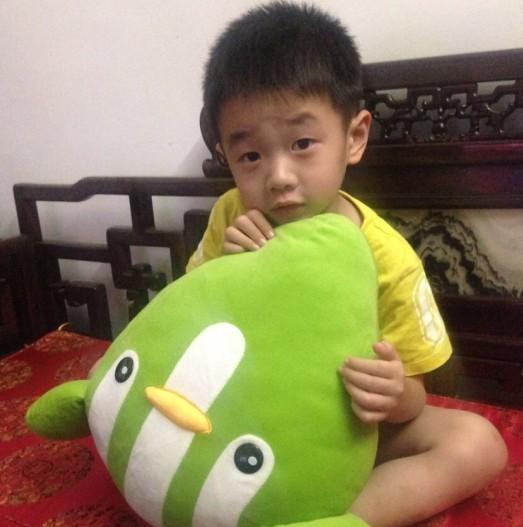 杨威儿子与黄磊女儿晒幸福定情信物曝光图