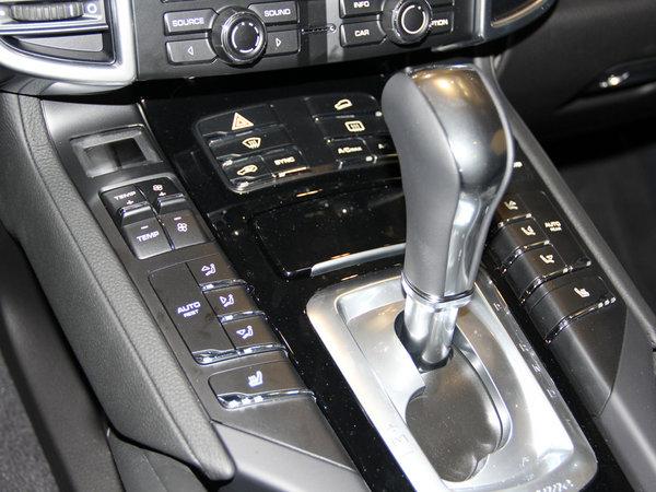 ��ʱ�� 3.0T AT