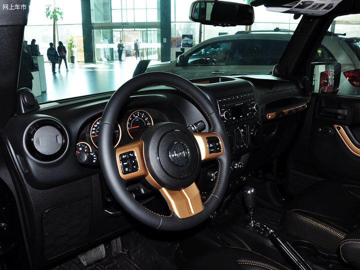 牧马人中控方向盘图