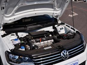 一汽-大众 1.6L 自动 发动机主体特写