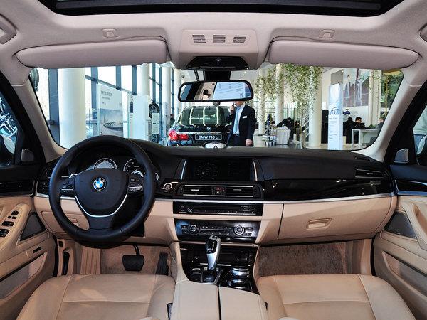 华晨宝马 535Li 中控台整体