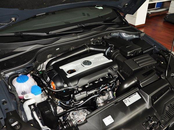 大众(进口) 2.0TSI 发动机主体特写