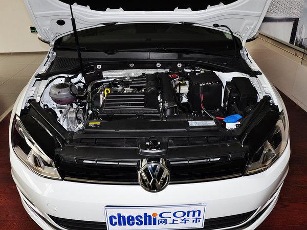 一汽-大众 1.4TSI 手动 发动机局部特写