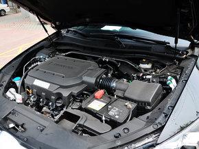 广汽本田 3.0 自动 发动机主体特写