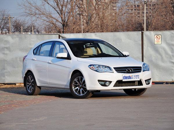 东南汽车 1.5L 手动 车辆右侧45度角