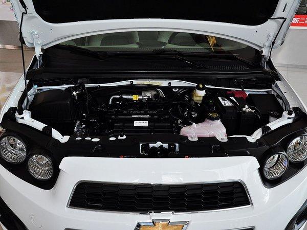 雪佛兰 三厢 1.4L 自动 发动机局部特写