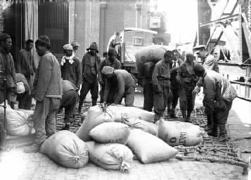 纪念100年前参加一战的14万中国勇士