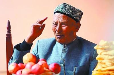 中国最后一位世袭王爷去世祖先曾被封郡王图