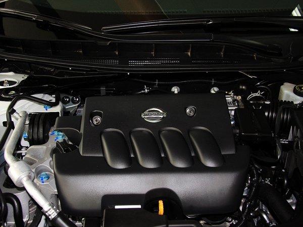 北京东风日产新天籁降16万元置换另送礼包