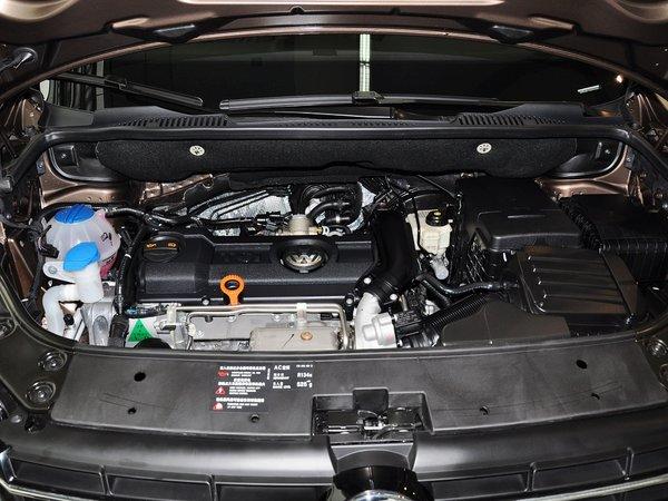 上海大众 1.4TSI 发动机主体特写