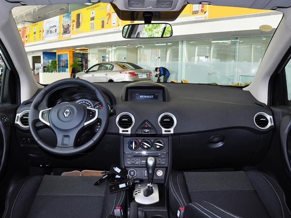 雷诺 改款 2.0L CVT 中控台整体