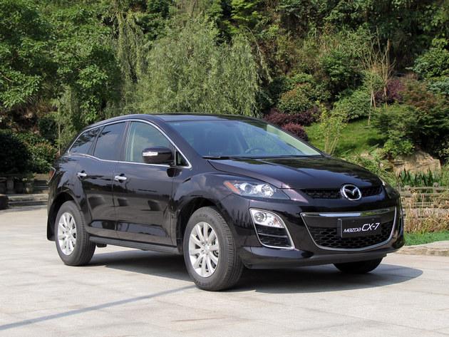 国产马自达cx-7在外观上与进口版车型基本上没有变化,外观采用了上一