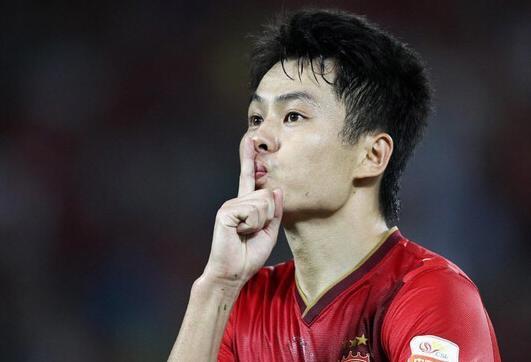 乐视TV直播亚冠1/4恒大VS悉尼 马德兴评津粤战争议