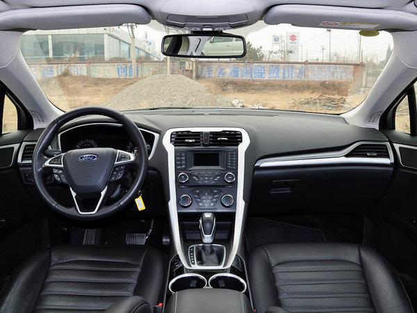 长安福特 1.5T AT 中控台整体