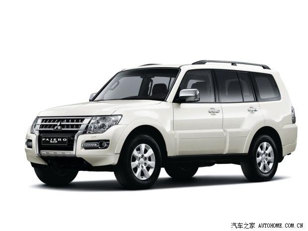 ����(����) ������(����) 2015�� 3.0L ��Ӣ��Խ�� ��V