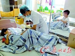 ����ܳ�����ʳ����Ż�� �ܵ�ѪҺ��Ⱦס��ICU