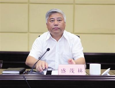 盛茂林湖南原副省长盛茂林已正式入晋,担任山西省委常委组织部长.