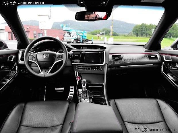 ���籾�� ˼��� 2014�� 2.4L Si