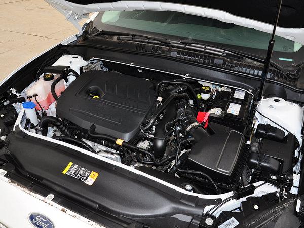 长安福特 1.5t at 发动机主体特写