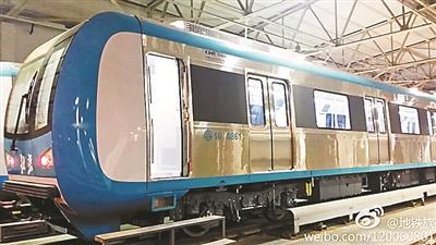 北京地铁公司昨天在官方微博上回应称,100861其实是列车编号.