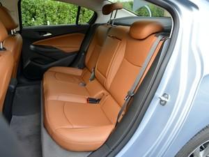 ͨ��ѩ���� ��³�� 2015�� 1.4T DCG�콢��