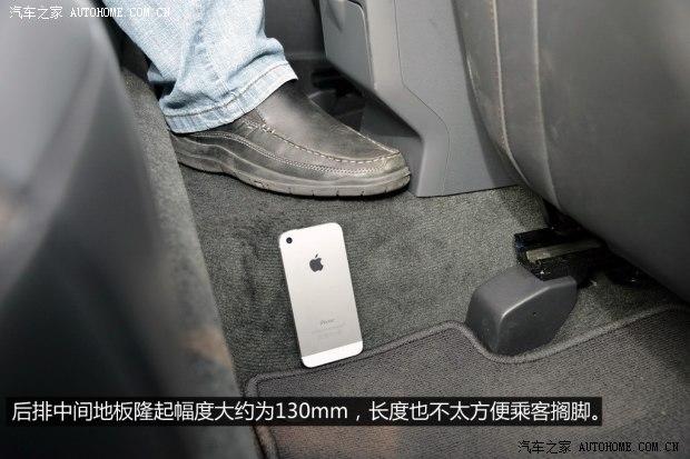 �ֶ���(����) �ֶ���XC60(����) 2015�� 2.0T T5 ���Ű�