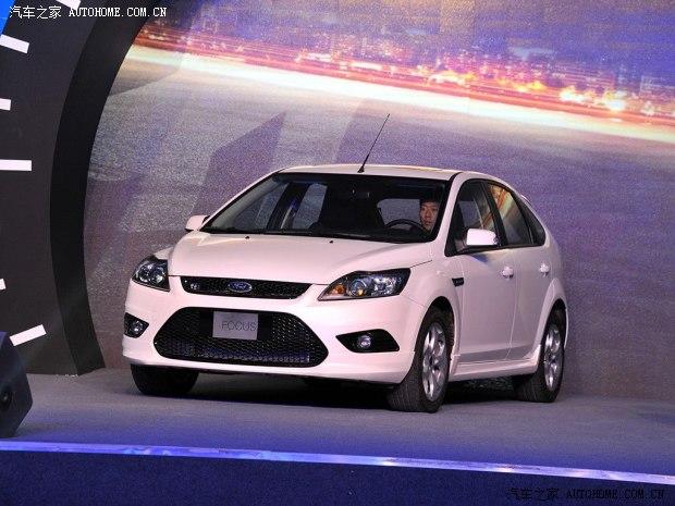 �������� ����˹ 2014�� ���ᾭ�� 1.8L �Զ���׵�ذ�