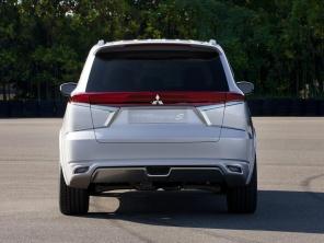 欧蓝德PHEV-S概念车发布 亮相巴黎车展