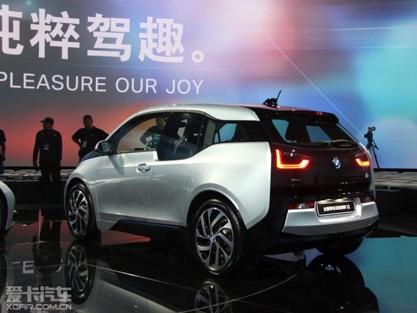 ����i3����;����i8����